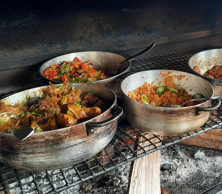 Restaurant buffet créole - La Réunion - LE CARITOLOGUE